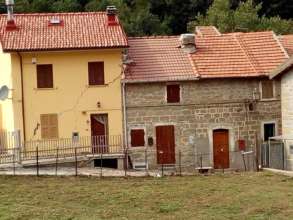 Effect of earthquake on local houses
