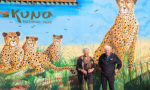 Dr. Laurie Marker and Dr. Stephen O'Brien at Kuno