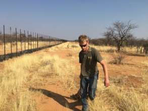 Eli Walker Luring Miers out with meat