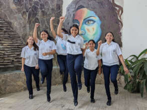 Keyrin (middle) with a group of girl leaders @ OYE