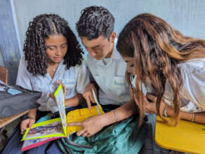 Pregnancy prevention workshop at school in Tela