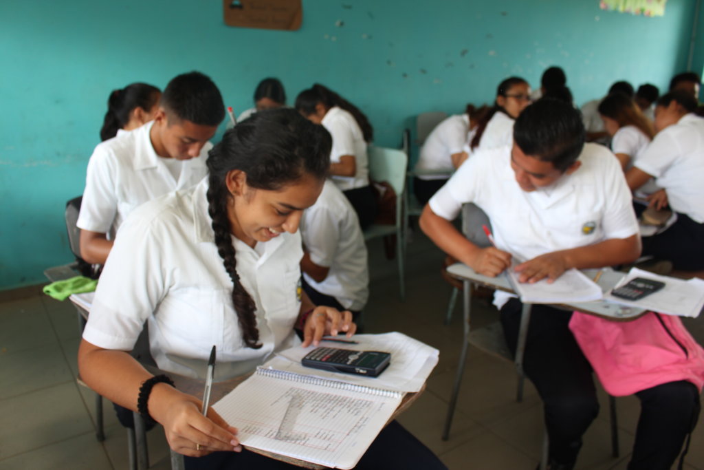 Support Girls Leading Change in Honduras