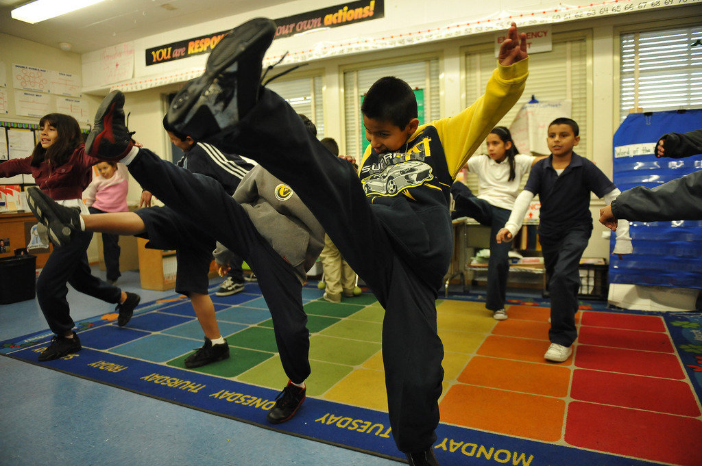 Teaching young kids about the world through sport!