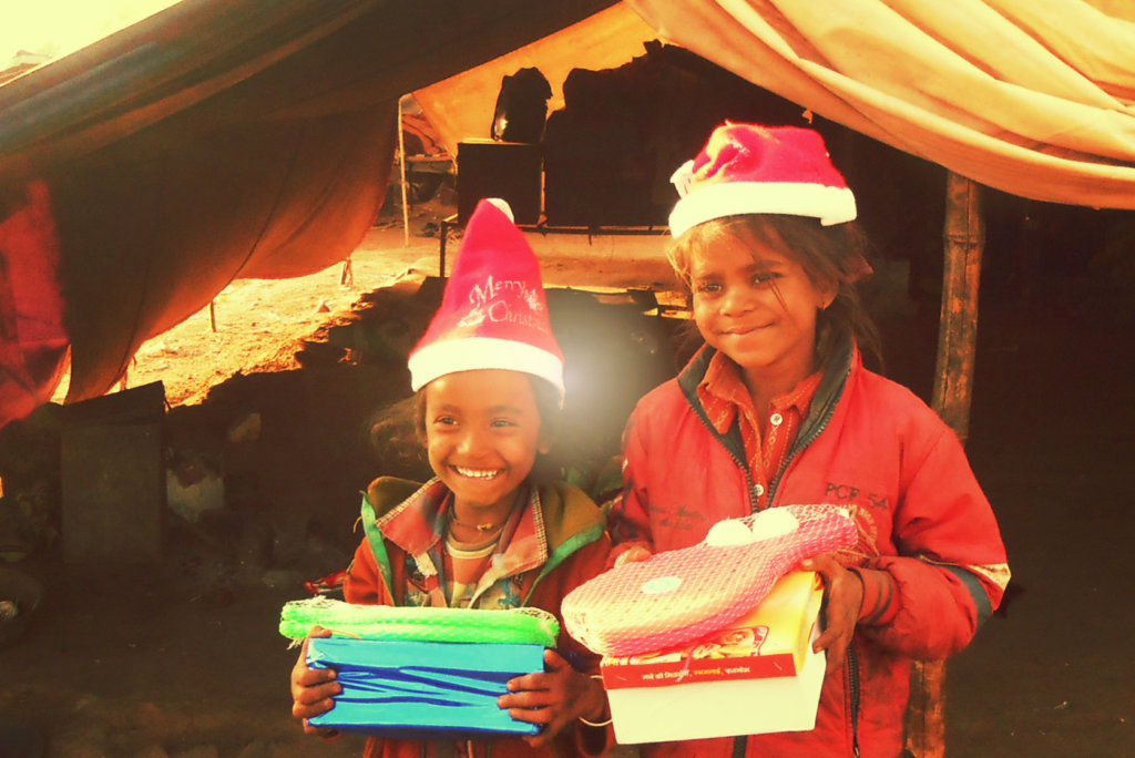 Joy of Giving to Slum Kids in india this Christmas