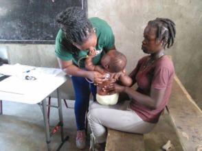 Nutrition screening at mobile clinic in Bon Pas