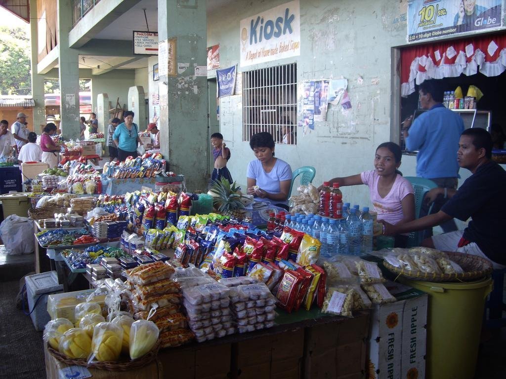 Help Vendors Climb Out of Debt in the Philippines