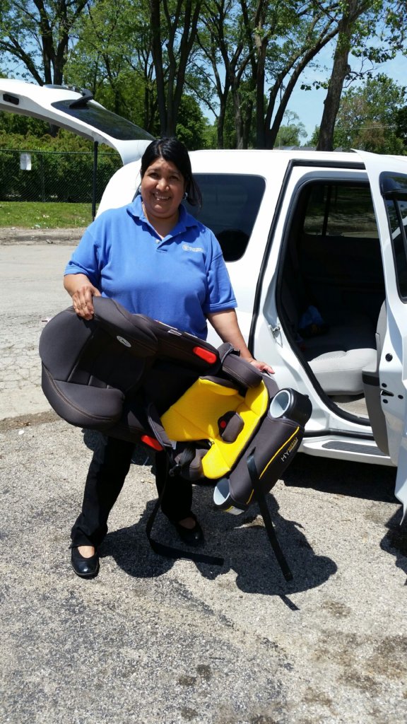 60 Car Seats For Low Income Families In Chicago Globalgiving