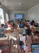 Samandag coding class in container workshop