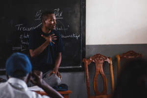 24 community workers and teachers in training