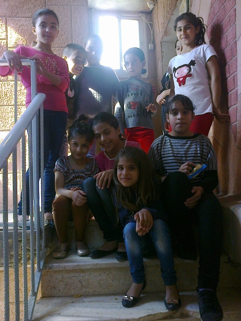 Peace support for Syrian and Lebanese communities