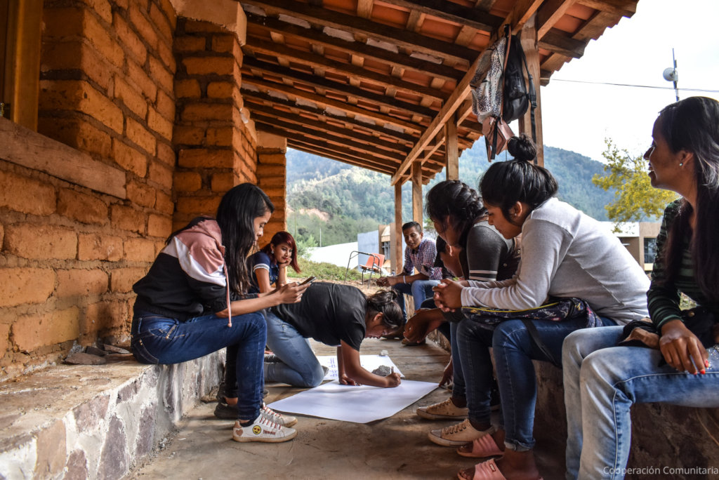 Workshop maintenance of reinforced adobe houses