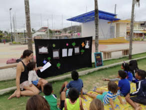 Reading in the park, Canoa