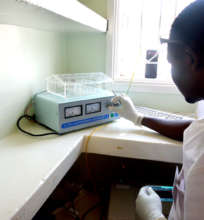 HB Electrophoresis Machine