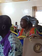 woman beekeeper from Fon