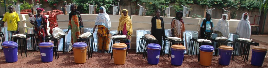 Help women increase their income with beekeeping