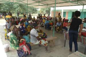 Meeting with women in the village of Sokourani
