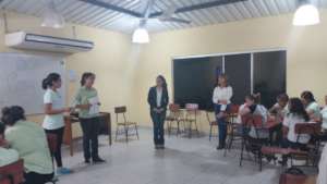 Students present their ideas during GNB workshop