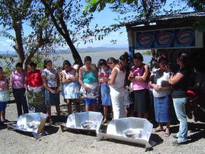 Solar Cooking to Help Women Affected by War