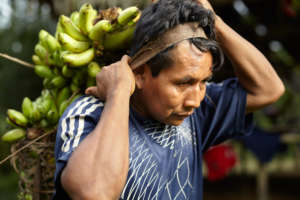 Maijuna Farmer with Produce