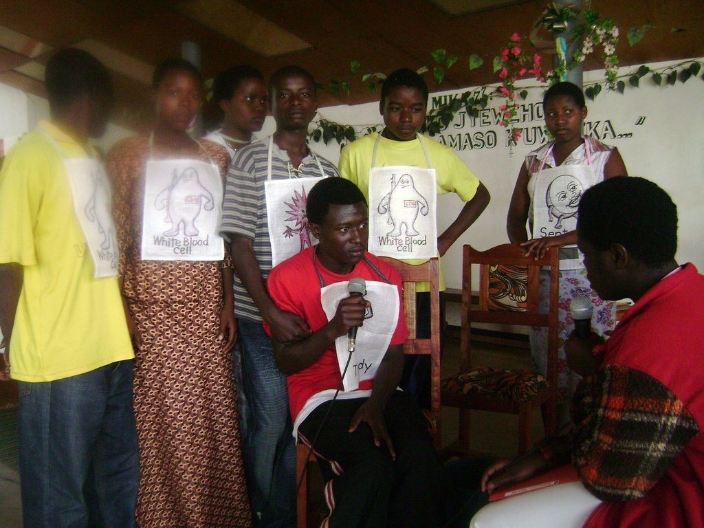 Help Rwandan Schoolchildren