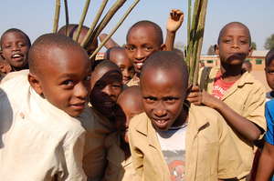 Help Rwandan Schoolchildren