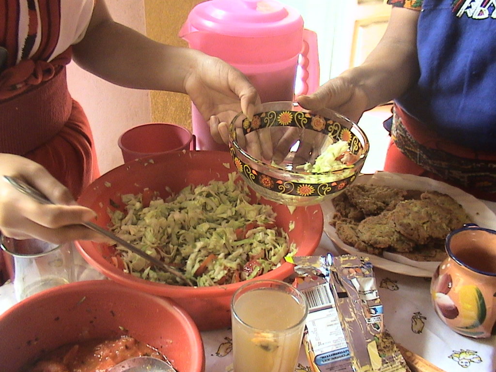 Teach 400  Illiterate Girls : Guatemala