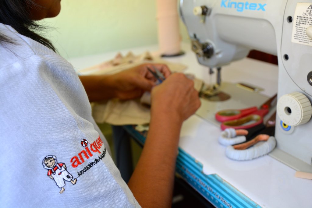 One Year Physiotherapy for 30 Burned Peruvian Kids