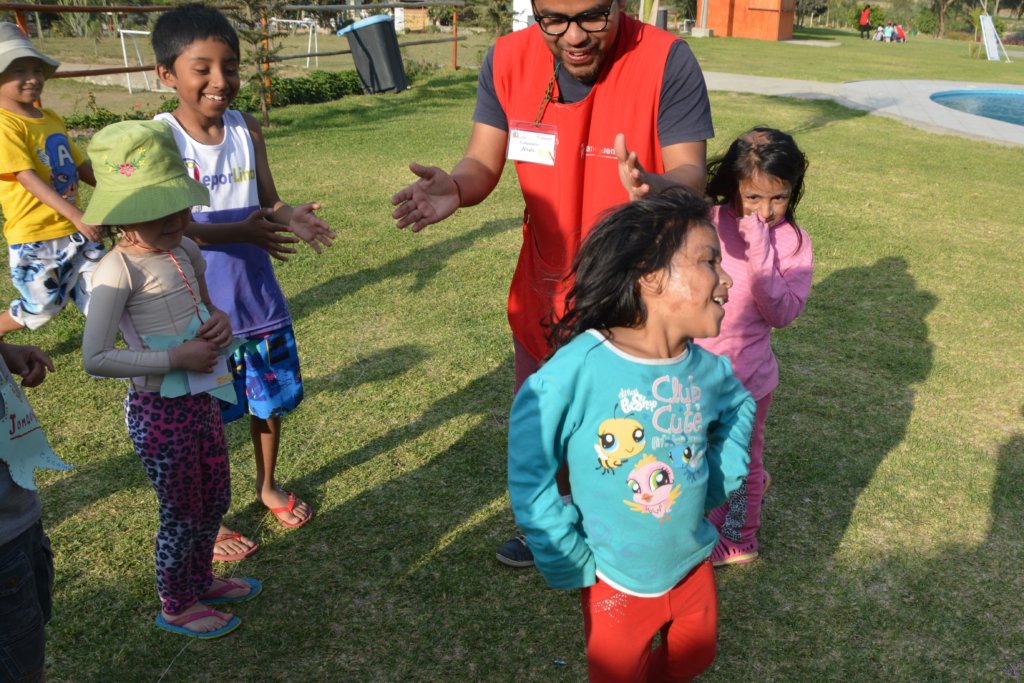 One Year Physiotherapy for 30 Burned Peruvian Kids