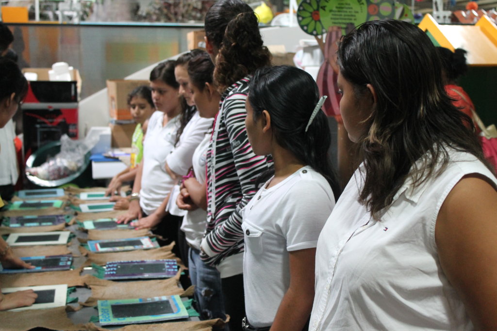 Taking Tin Marin to ALL Children of El Salvador