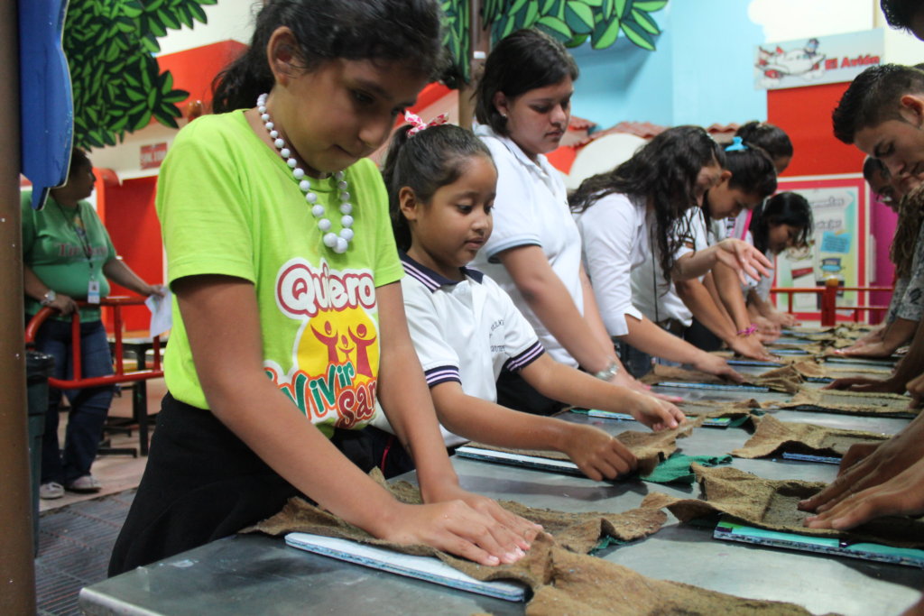 Taking Tin Marin to ALL Children of El Salvador