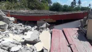 Collapsed house - Torbek Aug 14