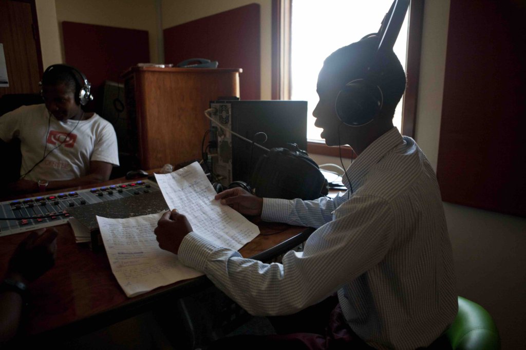 Youth Radio Dialogues on HIV in South Africa