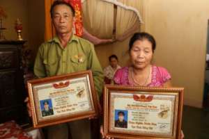 Dung and his wife Miet remain proud veterans