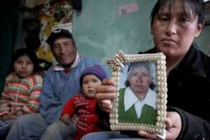 Family in La Oroya. Credit: Giuliano Koren