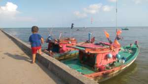 Children's daily lives include water everywhere