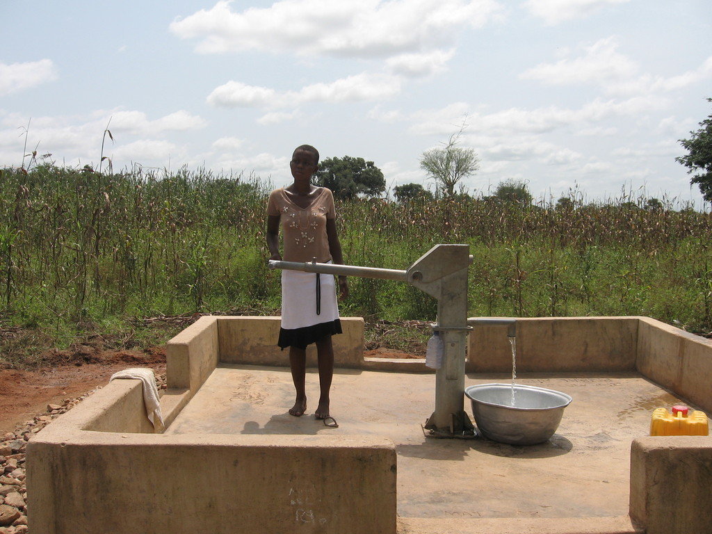Water and Sanitation for 3,825 people in Ghana