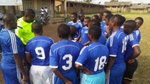 Referee quiz before playing