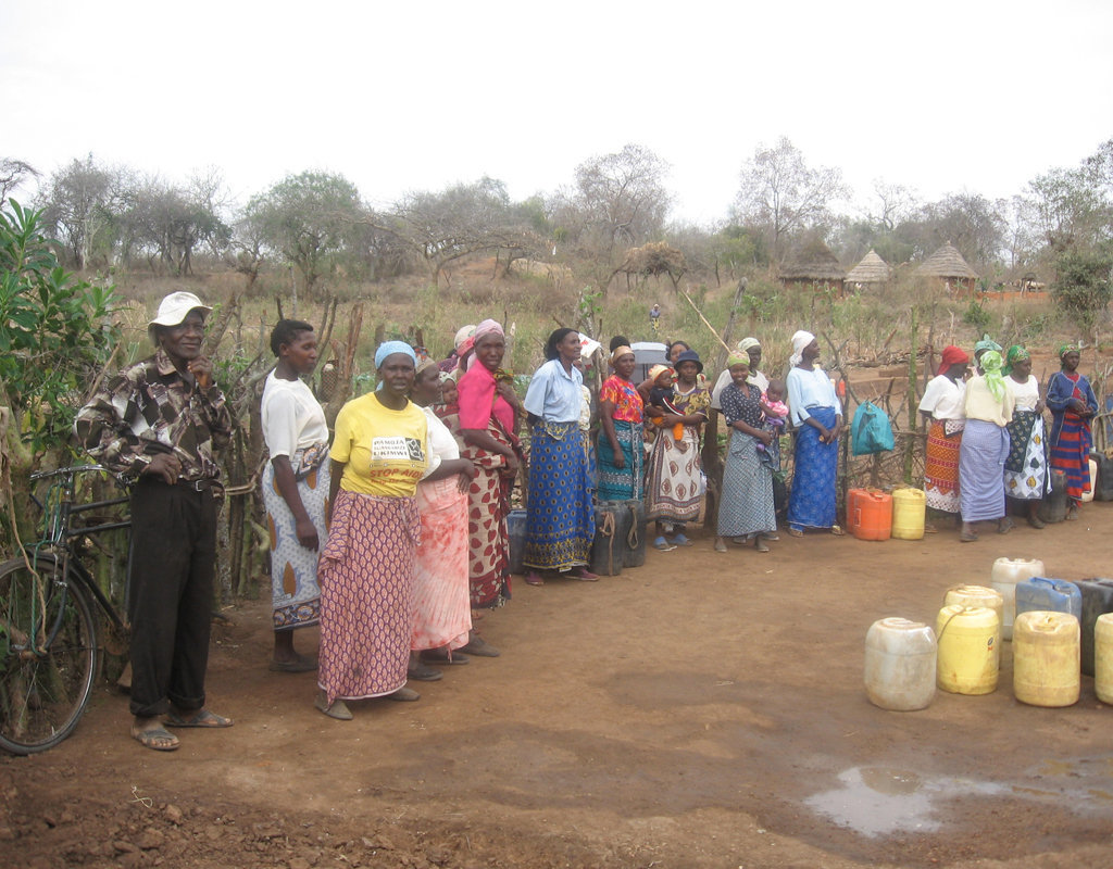 Water and sanitation for 6,000 people in Kenya GlobalGiving