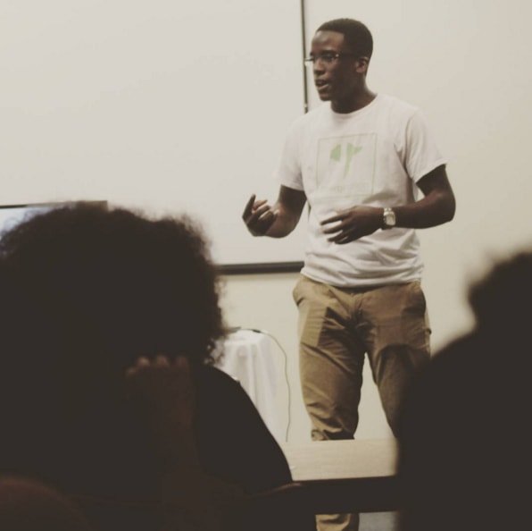 Build an Edu-Tech Hub for 400 Students in Zimbabwe