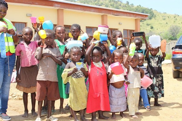 Mobile Health Clinic to 3,000 Nigeria Families
