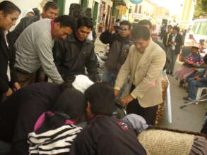 Mayor Presents Technical Support in Punata