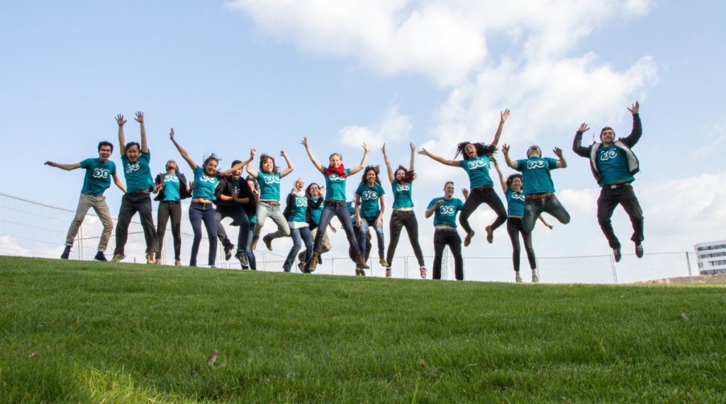 Scholarships for Youth Social Entrepreneurs