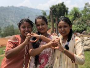 Girls say "Together We Can"!