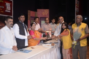 BEST NGO-2017 Award recd by Freedom4U on May1 2017