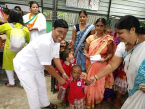 Our Tiny Tots being felicitated