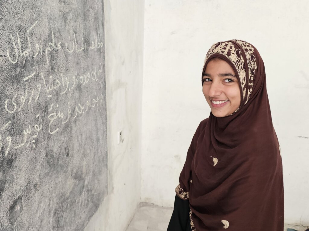 Help 429 children go to school in Afghanistan