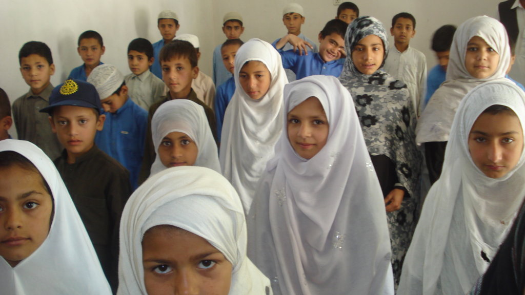 Help 429 children go to school in Afghanistan