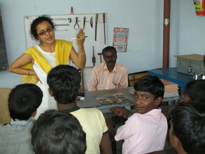 Children in Dindigul receiving training