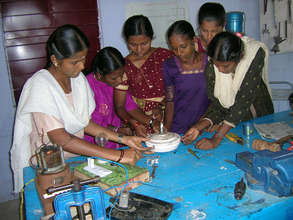 Training course for girls in Dindigul