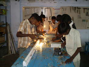 Training in electrics for street youths